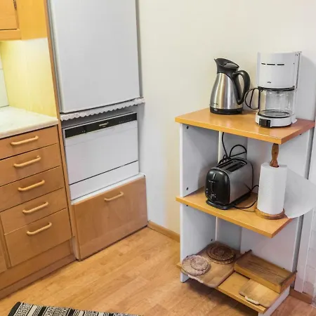 Holiday home Holiday Yllaksen Uni Akaslompolo